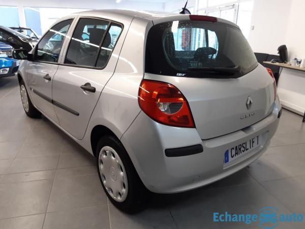 Renault Clio III 5P DYNAMIQUE 1.5 DCI 70 CV