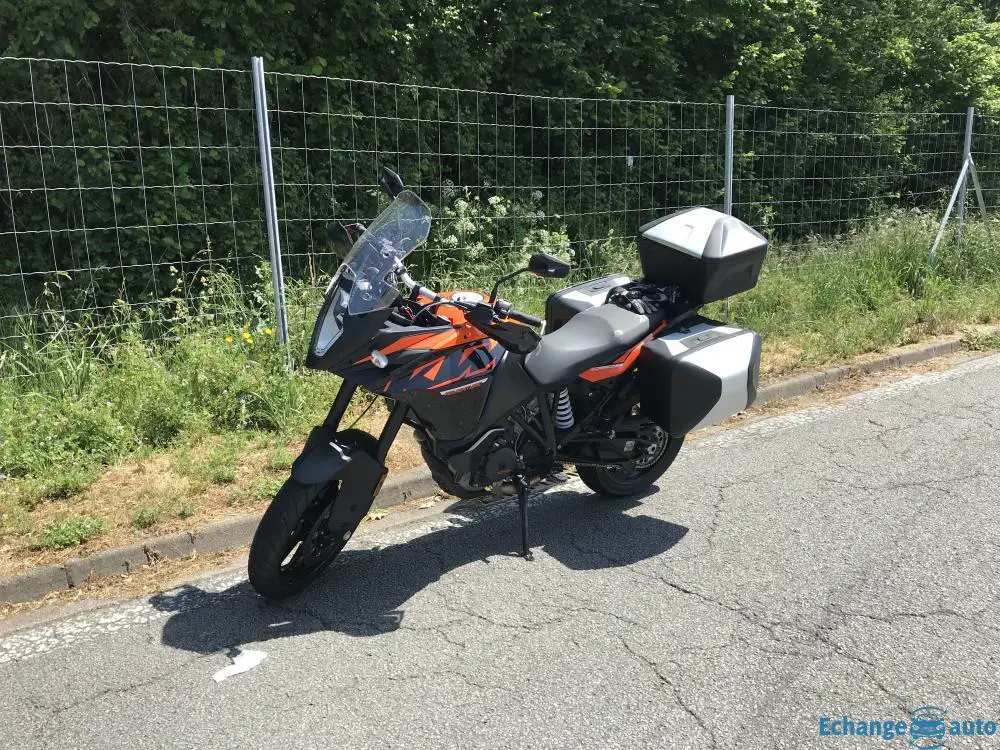 KTM 1090 ADVENTURE