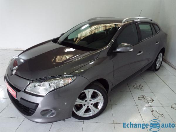 RENAULT MEGANE III ESTATE TCE 130 Dynamique Euro 5