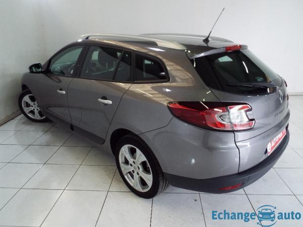 RENAULT MEGANE III ESTATE TCE 130 Dynamique Euro 5