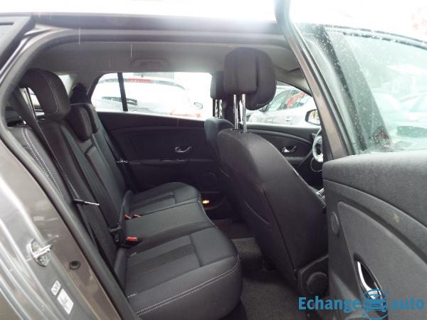 RENAULT MEGANE III ESTATE TCE 130 Dynamique Euro 5