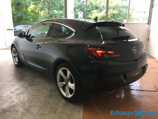Opel Astra GTC SPORT PACK