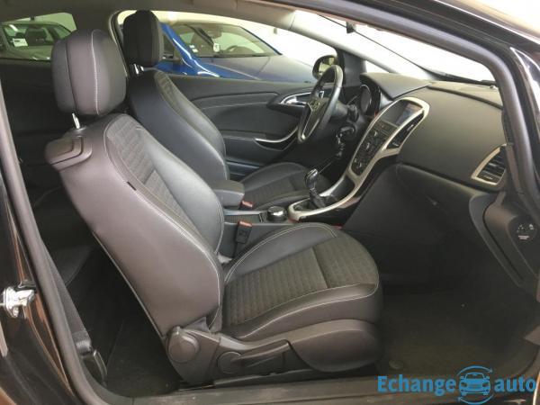Opel Astra GTC SPORT PACK
