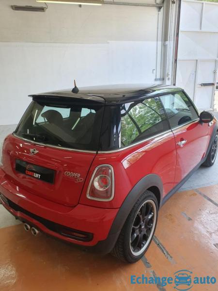 Mini Cooper SD Pack chili 143cv