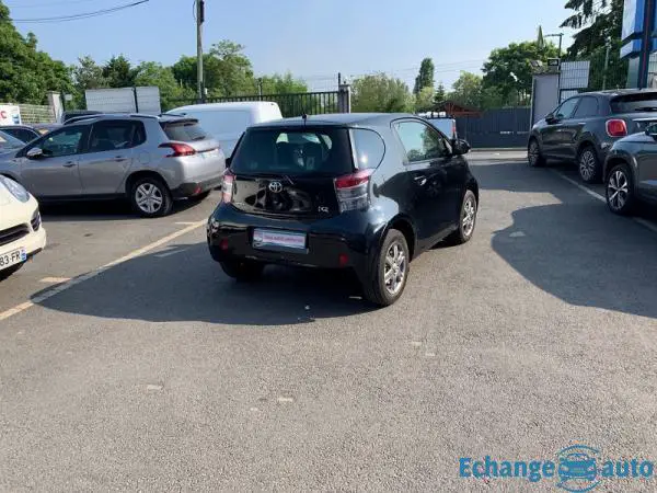 Toyota iQ 68 VVT-I IQ² MULTIDRIVE