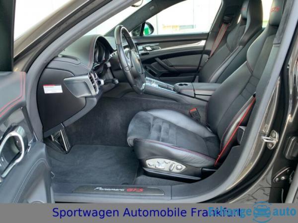 Porsche Panamera GTS ESSENCE