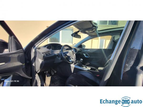 PEUGEOT 308 SW 1.6 BlueHDi 120ch SetS BVM6 Féline 