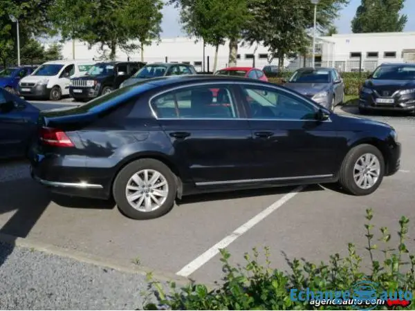 VOLKSWAGEN Passat 1.6 TDI 105 Confortline Business