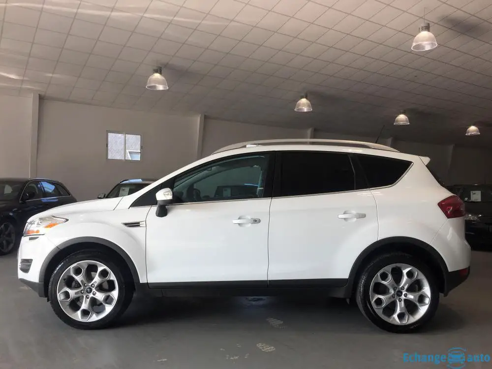 FORD KUGA TOIT PANORAMIQUE