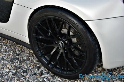 AUDI R8 R8 V8 4.2 FSI 420 Quattro R-Tronic