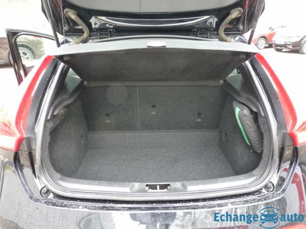 VOLVO V40 D2 120 Momentum