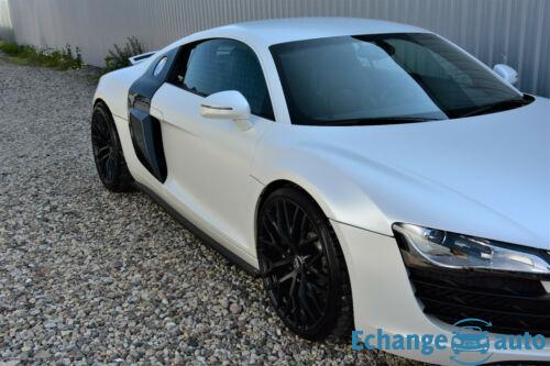 AUDI R8 R8 V8 4.2 FSI 420 Quattro R-Tronic