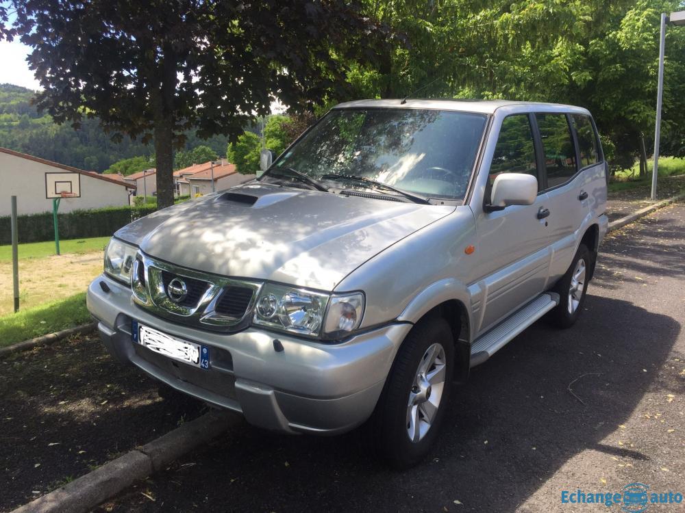 Nissan terrano pickup