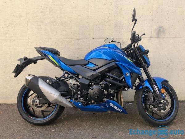 Suzuki GSX 750