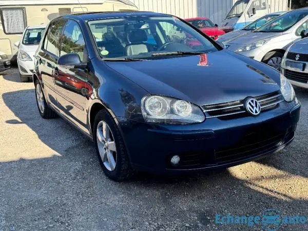 VOLKSWAGEN GOLF 1.4 16S TSI 140 Confortline