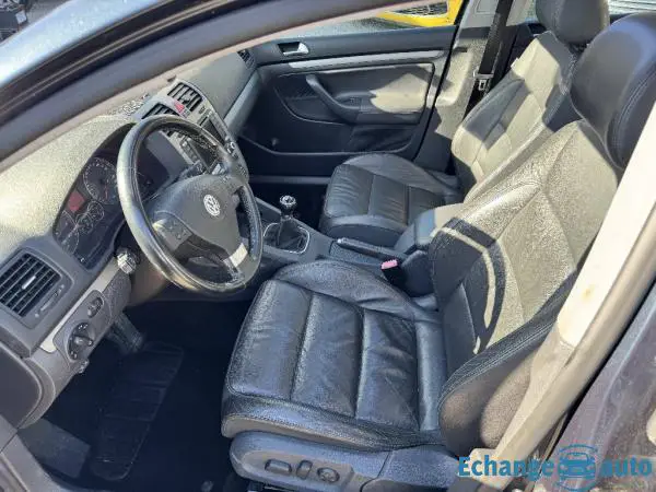 VOLKSWAGEN GOLF 1.4 16S TSI 140 Confortline