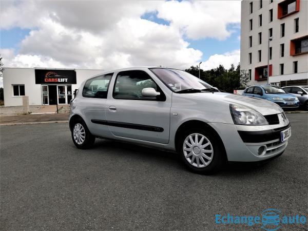 Renault Clio 2 Phase 1.5 DCI 80 CV