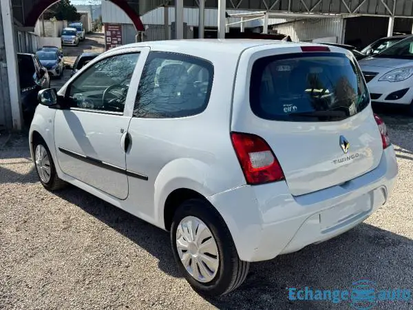 RENAULT TWINGO II 1.2 LEV 16v 75 eco2 Expression Euro 5