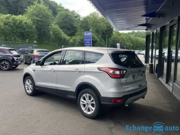 FORD KUGA 1.5 TDCi 120 4x2 Titanium