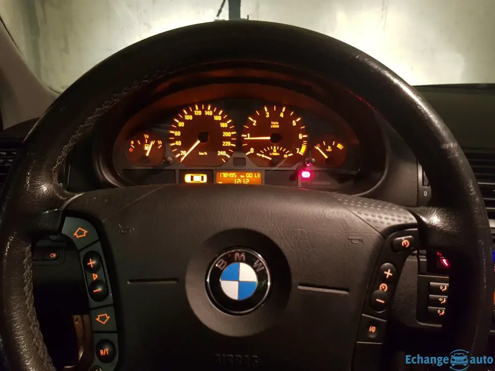 BMW série 3 (e46) 320i pack confort 170ch