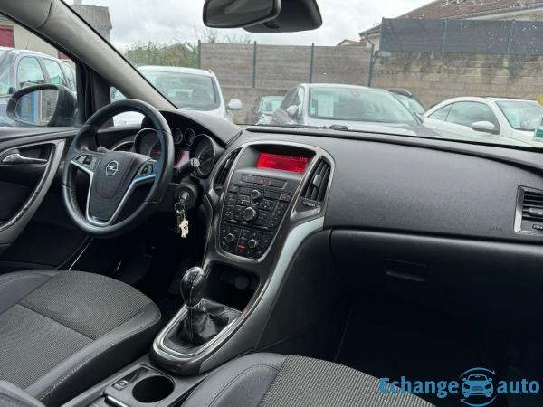 OPEL ASTRA 1.7 CDTI 125 ch FAP Cosmo