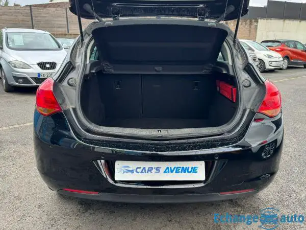 OPEL ASTRA 1.7 CDTI 125 ch FAP Cosmo