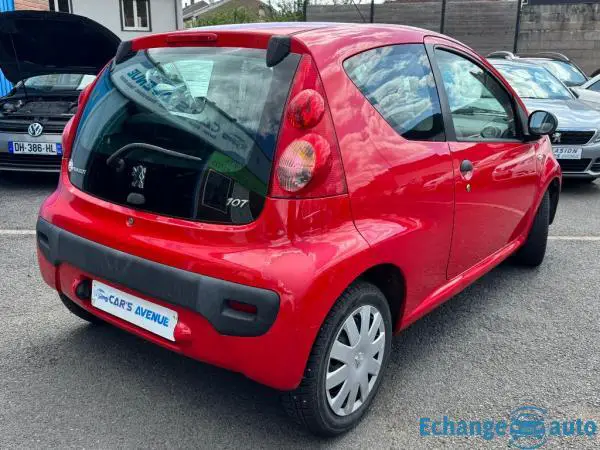 PEUGEOT 107  1.0e 12V 68ch BLUE LION Urban
