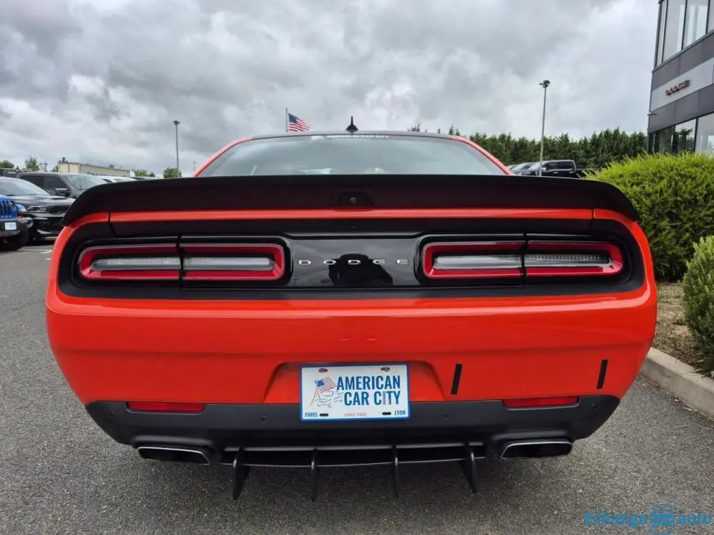 DODGE CHALLENGER
