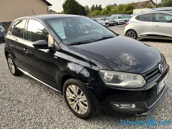 VOLKSWAGEN POLO 1.4i 85ch Life