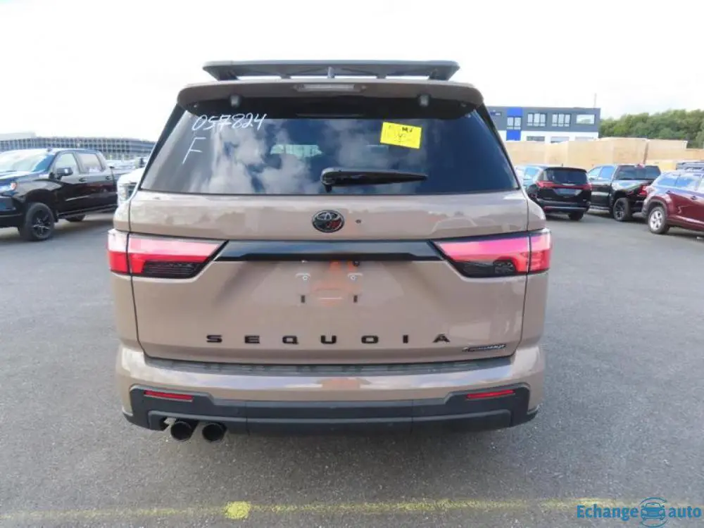 TOYOTA SEQUOIA