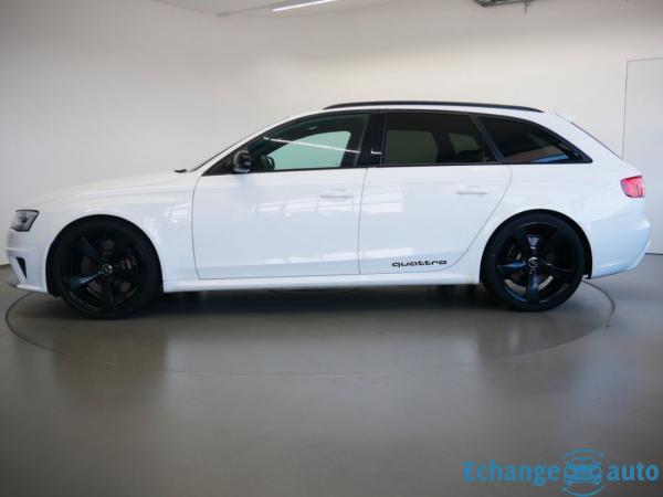 AUDI RS4 AVANT RS4 Avant V8 4.2 FSI 450 Quattro 
