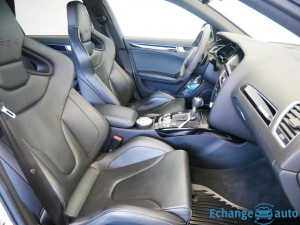 AUDI RS4 AVANT RS4 Avant V8 4.2 FSI 450 Quattro 