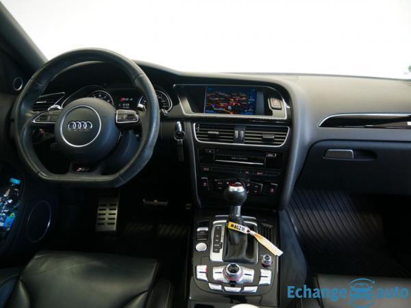 AUDI RS4 AVANT RS4 Avant V8 4.2 FSI 450 Quattro 