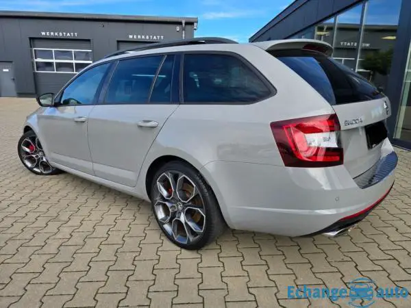 SKODA OCTAVIA COMBI Octavia Combi 2.0 TSI 245 ch DSG7 RS