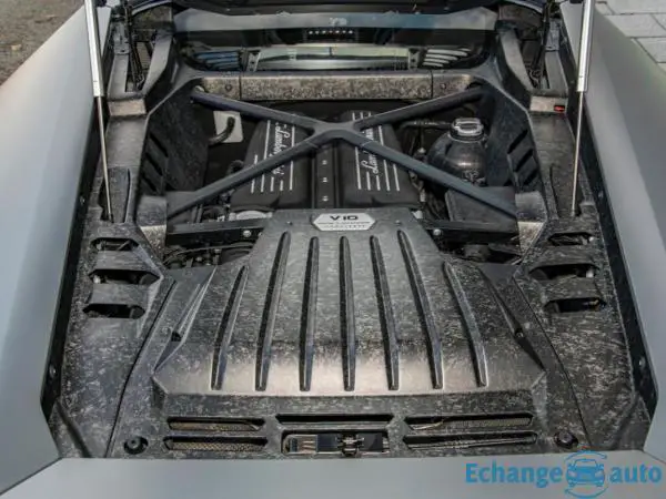 LAMBORGHINI HURACAN Huracan 5.2 V10 LP 610-4 