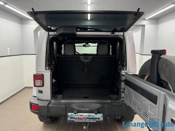 JEEP WRANGLER Wrangler 2.8 CRD 200 - 4x4 Command Trac BVA Sahara