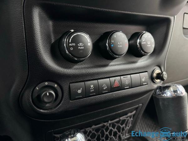 JEEP WRANGLER Wrangler 2.8 CRD 200 - 4x4 Command Trac BVA Sahara