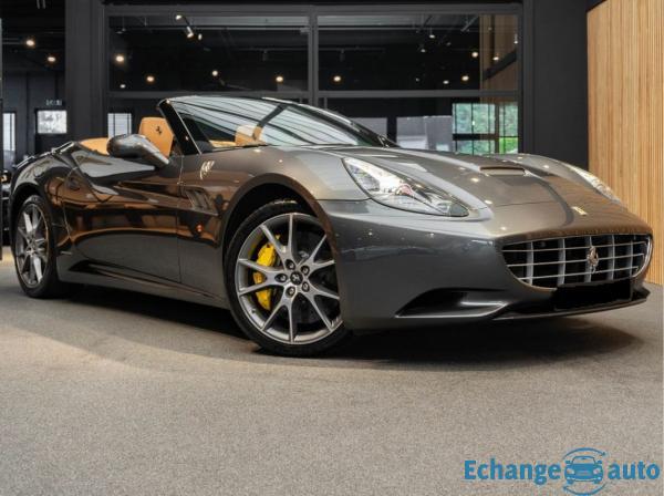 FERRARI CALIFORNIA California V8 4.3 460ch 