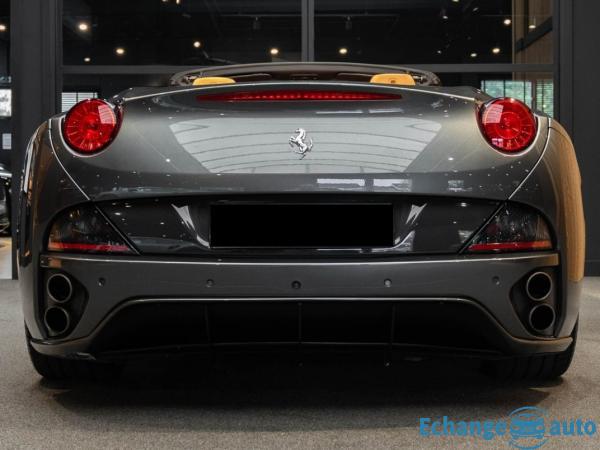 FERRARI CALIFORNIA California V8 4.3 460ch 