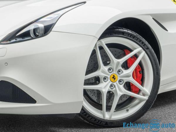 FERRARI CALIFORNIA T California T V8 4.0 560ch 