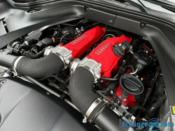 FERRARI CALIFORNIA T California T V8 4.0 560ch 