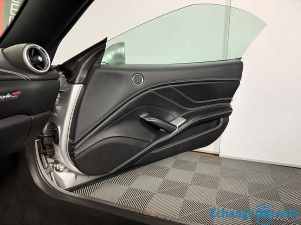 FERRARI CALIFORNIA T California T V8 4.0 560ch 