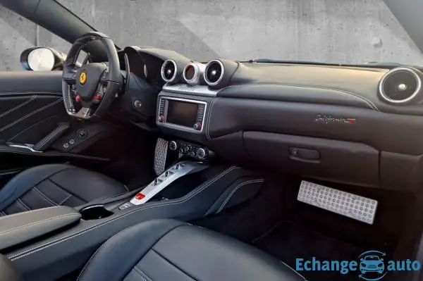 FERRARI CALIFORNIA T California T V8 4.0 560ch 