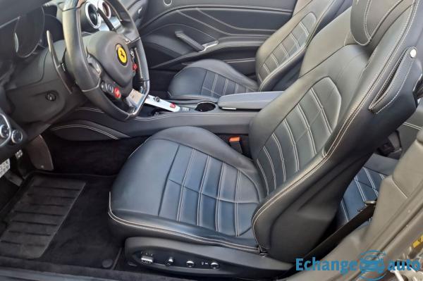 FERRARI CALIFORNIA T California T V8 4.0 560ch 