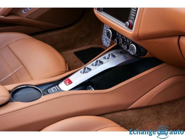 FERRARI CALIFORNIA T California T V8 4.0 560ch 