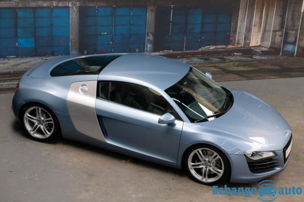 AUDI R8 R8 V8 4.2 FSI 420 Quattro