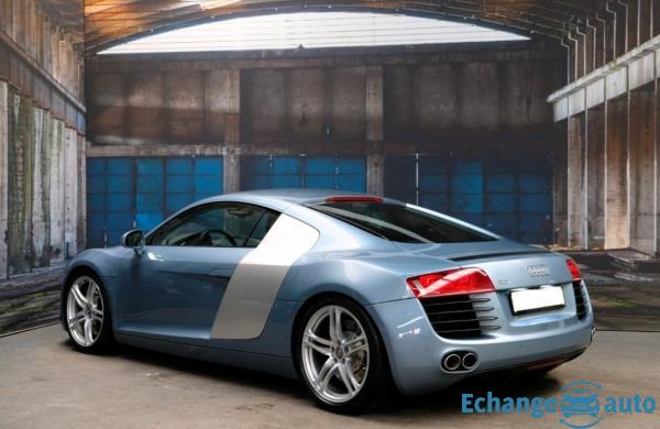 AUDI R8 R8 V8 4.2 FSI 420 Quattro