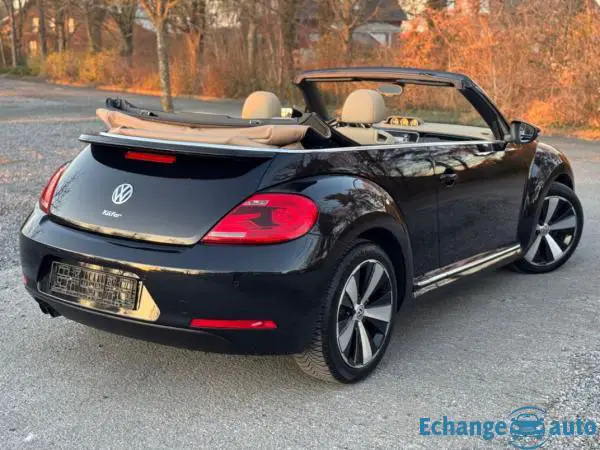 VOLKSWAGEN COCCINELLE CABRIOLET Coccinelle Cabriolet 2.0 TDI 140 Design