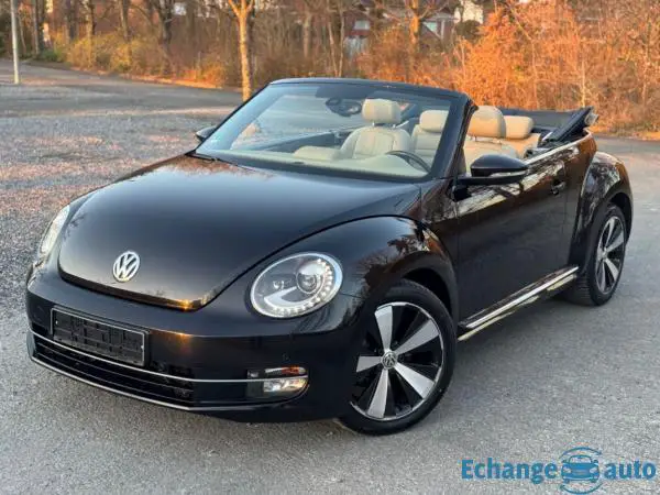 VOLKSWAGEN COCCINELLE CABRIOLET Coccinelle Cabriolet 2.0 TDI 140 Design