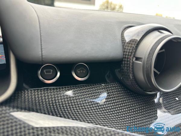 FERRARI F12 BERLINETTA F12 Berlinetta V12 6.0 740ch 